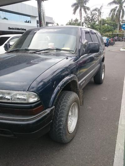 Opel Blazer Montera 2001 Tangan Pertama