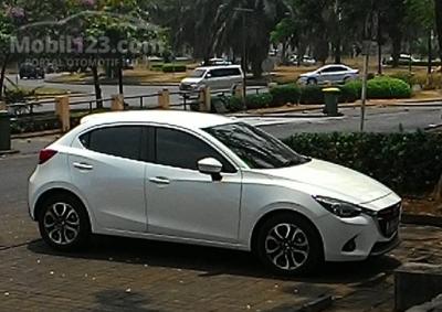 Over kredit Rp 40 juta MAZDA 2 Skyactiv Type R Matic