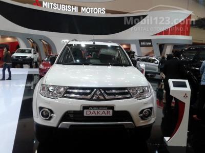 PAJERO SPORT DAKKAR 2WD MATIC DEALER JAKARTA MAXIMAL DISCOUNT