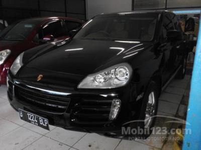 Porsche Caynne GT 2009 Hitam Tryptonic Facelift KM 50