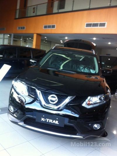 Promo Agustus New X-Trail 2,5 extra tambahan diskon 5-10 jt yang pasti discont gede, tenor bisa sampai 7th, angsuran bisa di sesuaikan dengan kantong,