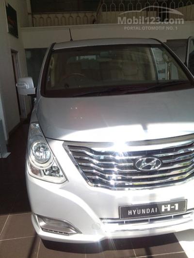 Promo Hyundai Minggu Ini, H-1 Royale DP start 130jt an, diskon paling besar Only on Hyundai Sunter