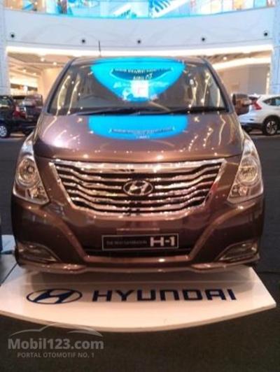 Promo Natal dan Tahun Baru Hyundai H-1 2.5 2.5 CRDi