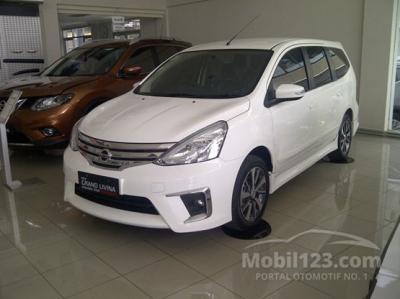 Promo Nissan Grand Livina HWS 2015 DP Murah