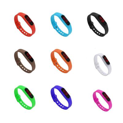 Rhaya Grosir LED Sporty Jam Tangan Wanita [9 pcs]