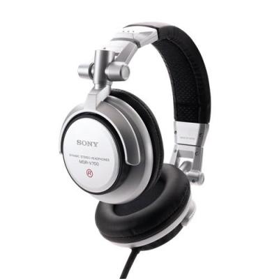 SONY MDR V 700 DJ / Stereo Bass Sound / High Detail Accoustic Gear