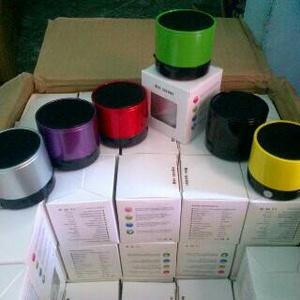 Speaker Bluetooth mini Suara Mantap