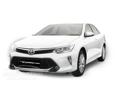 TOYOTA CAMRY HYBRID 2015 READY STOCK HITAM dan PUTIH