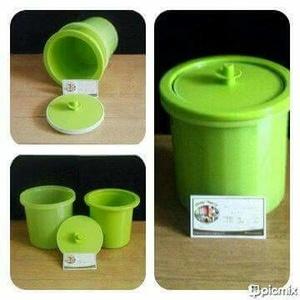 TUPPERWARE DOUBLE WALL CONTAINER