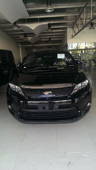 Toyota Harrier Premium 2015