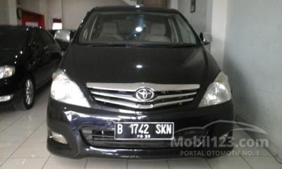 Toyota Kijang Innova G luxury 2010 Captain Seet Matic Bensin