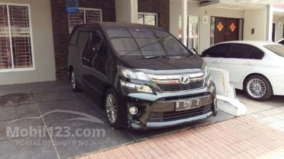 Toyota Vellfire Type Z 2013