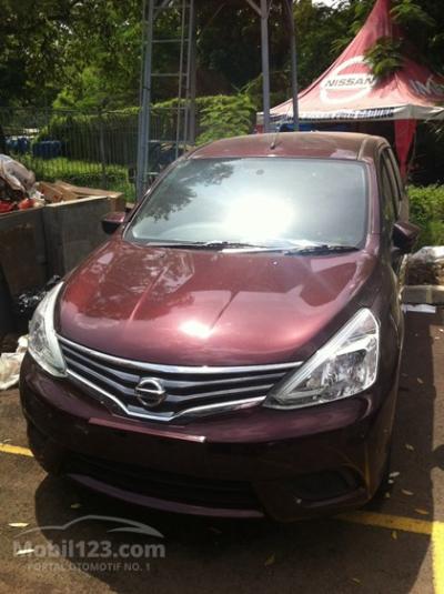 Unit langka Nissan Grand Livina 1,5cc dengan diskont yg besar