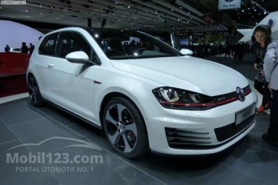 VW Golf Baru 1.2 cc A.T Cash dan Kredit