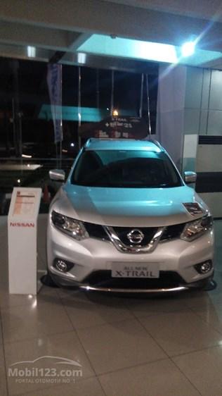 Xtrail 2.5 cvt Diskon 45 juta (sisa 1 unit warna silver)