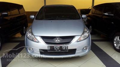 mitsubishi grandis GT triptonic silver 2009 siap pakai