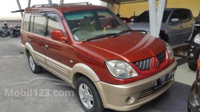 mitsubishi kuda grandia diesel MT merah bata 2005