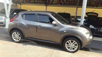 nissan juke RX at warna grey 2012 siap pakai