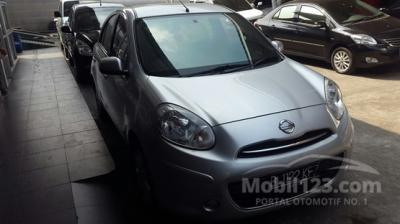 nissan march xs automatic warna silver thn 2011