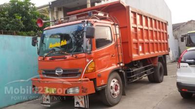 2012 Hino DUMPTRUCK FG 235 7.7