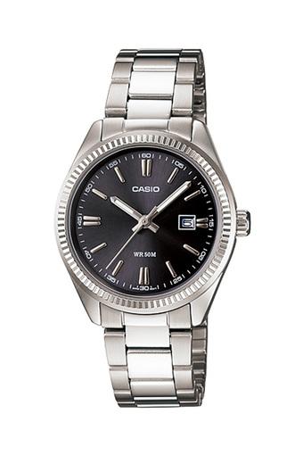 Casio Standard Jam Tangan Wanita - Abu-abu Hitam - Strap Stainless Steel - LTP-1302D-1A1V  