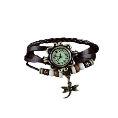 HET Korean Version Of The Retro Wave Dragonfly Bracelet Watch(Black)