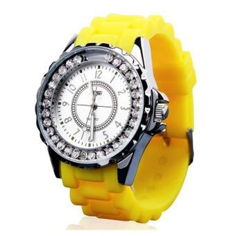 Lady's Fashion Quartz Watch Enchased Diamonds Wristwatch(Yellow)(INTL)  