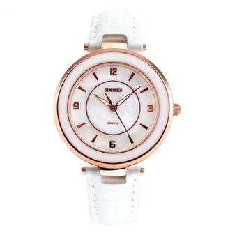 Lady's Fashion Trends Quartz Watch Water Resistant Wristwatch(White)(INTL)  