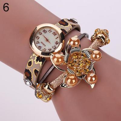 Norate Women Flower Half Faux Pearls Bracelet Wrist Watch Beige