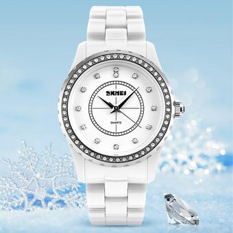 SKMEI Women's Luxury Elegant Simple Quartz Wrist Watch White (L) (Intl)  