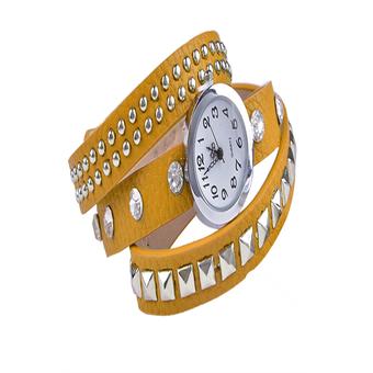 Women Retro Fashion Rivet Synthetic Leather Strap Bracelet Watch (Yellow)  